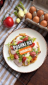 WALENTYNKOWA PROMOCJA NA E-BOOKI I PAKIETY 💘🔥 Od 12.02 do 16.02 włącznie trwa promocja -25% na wszystkie e-booki i pakiety na 👉 www.chceszgryza.pl/sklep Kod rabatowy: WALENTYNKI W rolce zobaczysz przykładowe posiłki z mojego e-booka na air fryer 🤍 I dokładnie takie są wszystkie przepisy - szybkie, proste z normalnych składników. Jeśli - nie masz czasu gotować - jesz w biegu i potem łapiesz cokolwiek - brakuje Ci pomysłów - chcesz jeść lepiej, ale bez spędzania kilku godzin w kuchni to te e-b