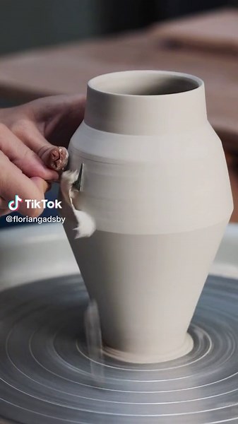 Pottery Vase Making Process with Porcelain - Successful Finish