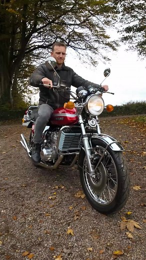 🔴 WIN this Kettle on Sunday! For just £2.99 this stunning 1975 Suzuki GT750 £500 is available to be WON! Have you entered yet? Get your tickets here - theclassiccompetitioncompany.com