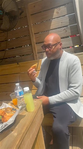 BIG SHOUT OUT TO THE CREATOR OF THE PROUD FAMILY AND BEBES KIDS MR BRUCE W. SMITH FOR CHECKING OUT ON THYME..OF COURSE HE ORDERED THOSE FAMOUS PHILLY ROLLS | On Thyme Restaurant
