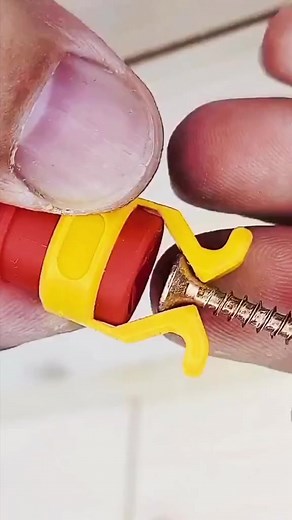 Plastic Screws Holder Clamper For #Tips #Life #Hack #DIY #DIYTips | The Poster Vault