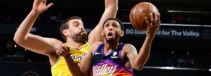 Suns' Resilient Comeback Falls Short in 109-102 Loss to Lakers | Phoenix Suns