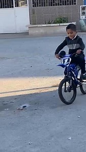 Ahuevo ya puede hacer mandados.🫡 | Angel Rivera