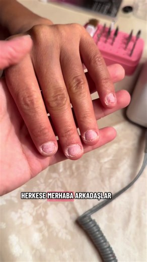 Evde Tırnak Yapma Rehberi