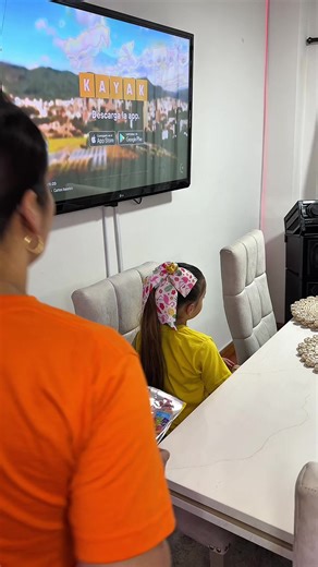 La Vaca Lola y Su Aventura: ¡Fantasma en Casa!