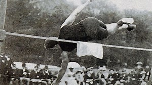 Les Jeux olympiques de Paris 1900 : tir aux pigeons et autres épreuves insolites pour un événement qui a duré six mois - RTBF Actus