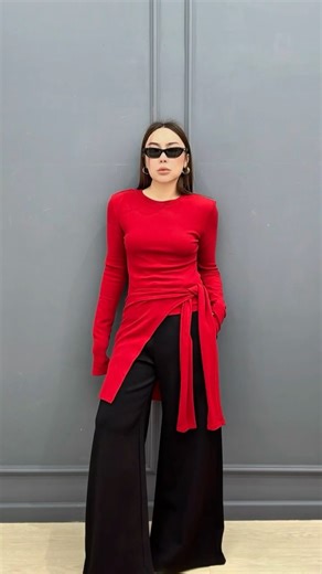 MLW_Official on Instagram: "🧨2026新品第3️⃣波直播🧨 直播时间👇 星期五30/1 3pm｜8pm 星期六 31/1 2pm | 8pm 新年前最后一波新品统统上架 这一波新品版主真的不够时间录视频 请每位女人们都得留守直播看新品上身效果 线下的顾客就得通过看重播截图INBOX下单🙈 MB3813会在直播开标接单✌️ #已超过百人询问要下单补货 直播專屬第一手新品現貨✌️ 敲好你的闹钟留守我们❤️ 🌟40女人的獨立思維分享🌟 MLW 新品 新年新品 · 款款限量 高级、时髦、好搭 MLW 新年系列，售完就没啦。 版主很用心的做款式和搭配呈現給大家 MLW獨家搭配feel不撞衫風格 各位zabo記得鎖定我們的直播時間😜 官網：www.mlw.my 趕緊點擊追蹤我們家的IG #記得按FOLLOW Follow our IG: https://instagram.com/mlw_since2014 Carey IG : https://instagram.com/carey_mlw 小紅書：https://www.xiaohongshu.com/