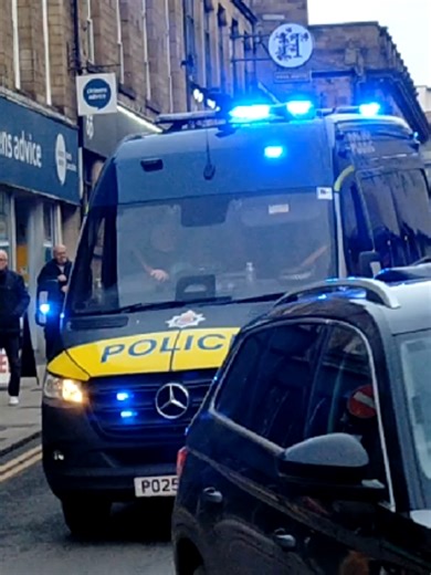 #emergency #lancashire #lancaster #bluelightspotting #treanding