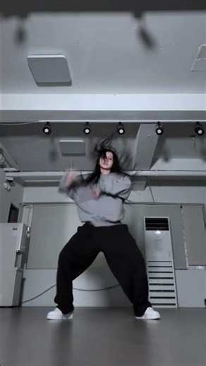 the No Hands Dance ❤