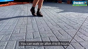 Norglass Non-Slip Paving Paint is Australian made. It's low odour, heavy duty and non-slip. It's resistant to hot tyre pickup and has a P5 accredited non-slip rating. The driveway originally had a well-worn concrete sealer. Preparation involved: Sanding in certain areas and high-pressure wash to make it thoroughly clean. It's important that you stir well before and during application. This area received two coats. Allowing 24 hours before we did the second and final coat. For larger areas like t