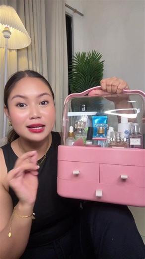 Maximize Space with a Large Skincare and Makeup Organizer