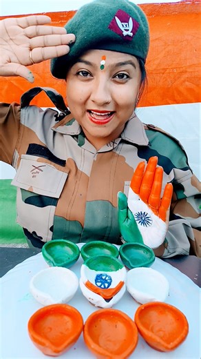 maa tujhe salam🇮🇳♥️🇮🇳 india#shorts#ytshorts#shortvideos#respect#deshvakti#utsab shorts#army#flag