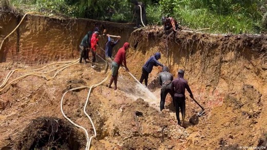 Inside Indonesia's illegal gold rush