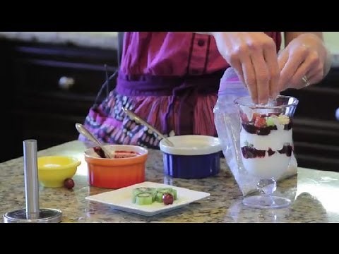How to Make Fruit Parfaits : Parfait Recipe
