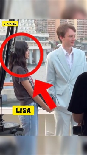 who is lisa's boyfriend ?🤯#lisa #blackpink #shorts