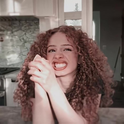 been obsessed for the past two days i just had to edit them | @demitrakalogeras @eliana.kalogeras @sundaykalogeras #kalogeras #edit #velocityedit #aftereffects #foryou