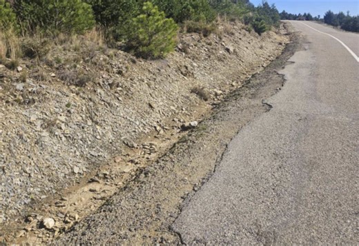 Autarca garante que continua válido o financiamento para a estrada de ligação à Sanábria