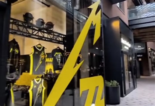 Go Inside METALLICA's Pop-Up Store In Toronto During 2025 'M72' World Tour