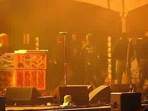 Oasis V-Fest incident