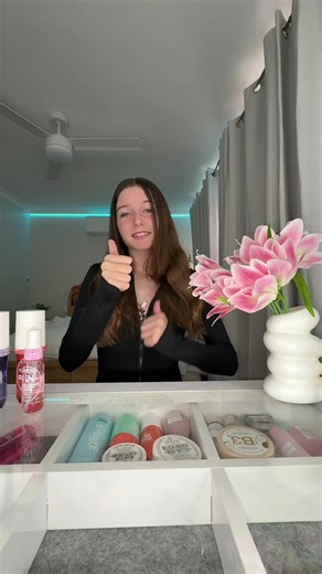 Exploring the Cool Aesthetic of Glitch Trends