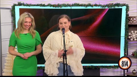 Alea Reid performs "Does She"