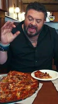 Adam Richman tries the LEGENDARY Modern Apizza in New Haven 🔥🍕
