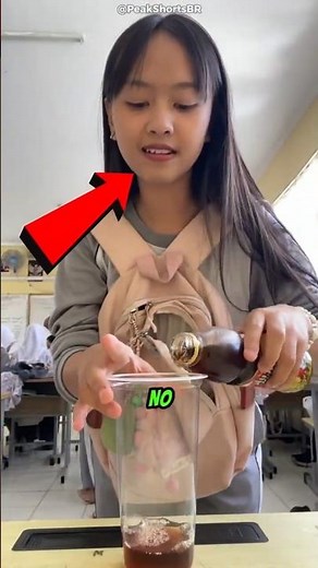 Desafio da bebida misteriosa 💀#curiosidades #shorts #shortsfeed