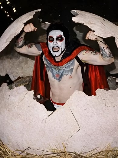 #Danhausen WWE Raw Debut! #wwe