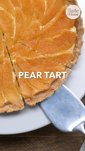 This pear tart is as delicious as it is gorgeous! Get the full recipe here: https://trib.al/5oRk0MC | Taste of Home