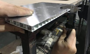 [Hot Item] Metal Cladding System ACP Plate Material Mirror Aluminium Honey Comb Panel