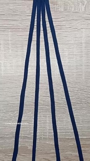 How to braid with four strands. Find the full tutorial on my YouTube channel Melyanna Crystals #macrame #macrametutorial #braidstutorial #macramebracelets #diybracelet