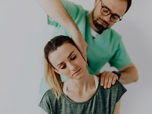 Serratus Anterior Pain: Know The Causes, Symptoms And Treatment Options