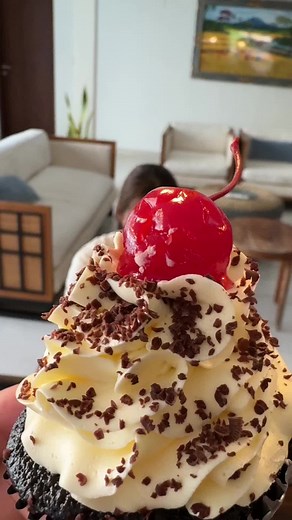 Lovely cupcakes from @TC Cupcakes Bali and had fun time ❤️ ordered via Take App #businesstips