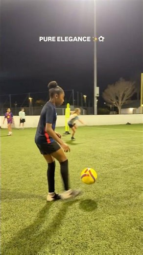First touch changes everything 🤯 #firsttouch #soccer #soccerskills