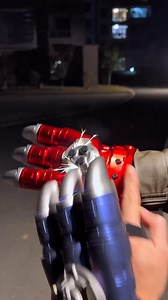 Unleash your inner superhero with this epic Wolverine claw toy! 🐾 Perfect for fans of the iconic X-Men hero, these claws are a fun way to bring out the wild side in any playtime or cosplay. Ready to slash through the day? 🦸‍♂️ #WolverineClaw #SuperheroToy #XMenFans #UnleashTheBeast | EngineKit