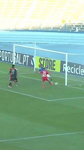 Benfica Futebol: Quarto Golo e Emoção à Solta!