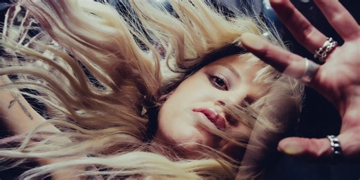 GG Magree 'Spits Love'