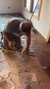 35K views · 203 reactions | HardiBacker Removal 郎 #diy #tile #homeimprovement #bathroomremodelingteacher | Bathroom Remodeling Teacher | Facebook