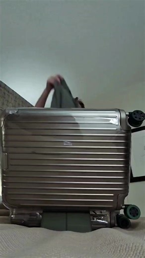 ❄️🎶 This December 21st, cozy up for an evening of Clay Aiken’s unforgettable voice at the Savannah Center. With his long history of holiday music — including fan favorites from Merry Christmas With Love and his new seasonal album Christmas Bells Are Ringing released in 2024, Clay brings a warm, nostalgic energy just in time for Christmas week. Make sure to reserve your seats with family and friends today to get in the holiday spirit! | The Villages Entertainment