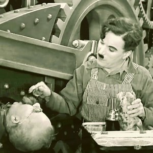 3.1M views · 28K reactions |  Charlie the Mechanic’s Sidekick! ‍ #mechanic #entertainment #Facebooking #haha #memesfunny #usa #viralvideo #facebookpost #fbpost #viralcomedy #comedian #love | Charlie chap | Facebook