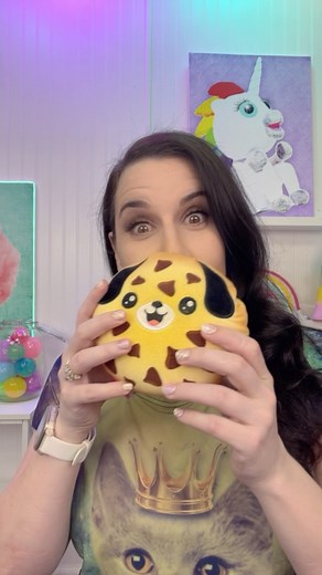 New Cookiemonium scented cookie plushies! They smell sooo good 🤤 Thank you @cookiemonium for sending these to me for free to review. #cookie #plushies | Doctor Squish