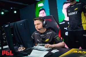 NAVI reportedly considering moving electroNic to IGL role, signing buster