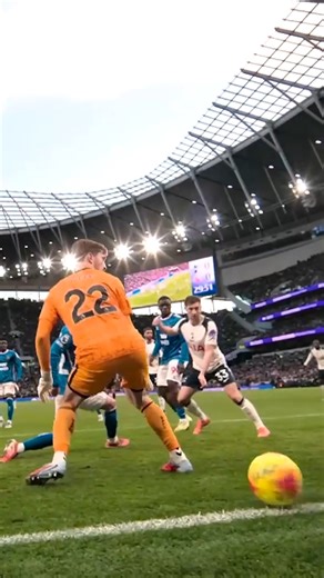 Ben Davies scores our first goal of 2026 🙌 | Tottenham Hotspur