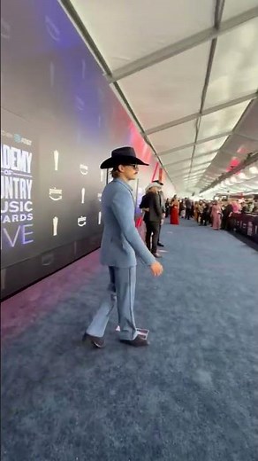 Our ACM New Male Artist of the Year is HERE! ‪@TuckerWetmore‬ #ACMawards