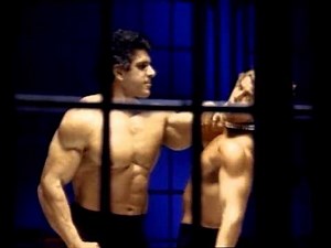 Lou Ferrigno in the cage - match no 1