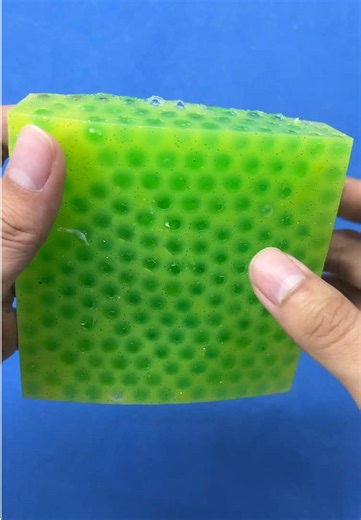 Squeeze squeeze squeeze #fyp #satisfying #pimple #immersive #acne