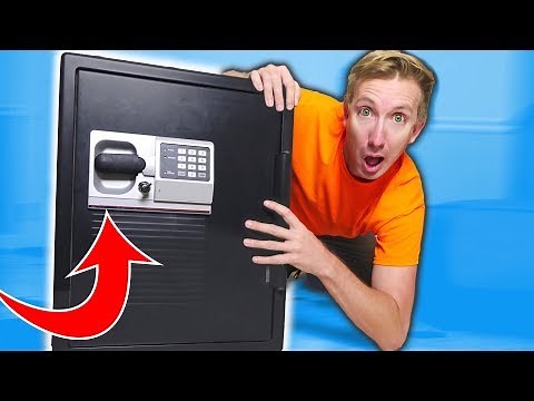 I Found an Abandoned SAFE & Hidden Secret Tunnel