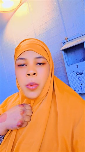 Norto Abdi (@norto_abdiboutiqe)’s videos with original sound - 🧕♥️Ruqayya lyrics🎶