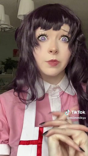Danganronpa 2023: Mikan Tsumiki Cosplay Ideas & Makeup Tutorial