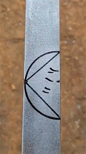 If there is no angle ruler, the thread can be a solution to make a 90 degree connection angle